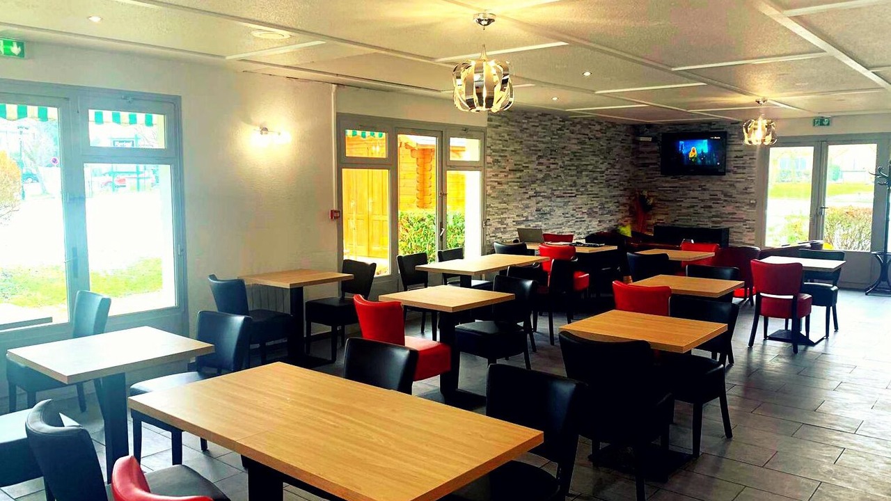 Photo of Others in Chaumontel