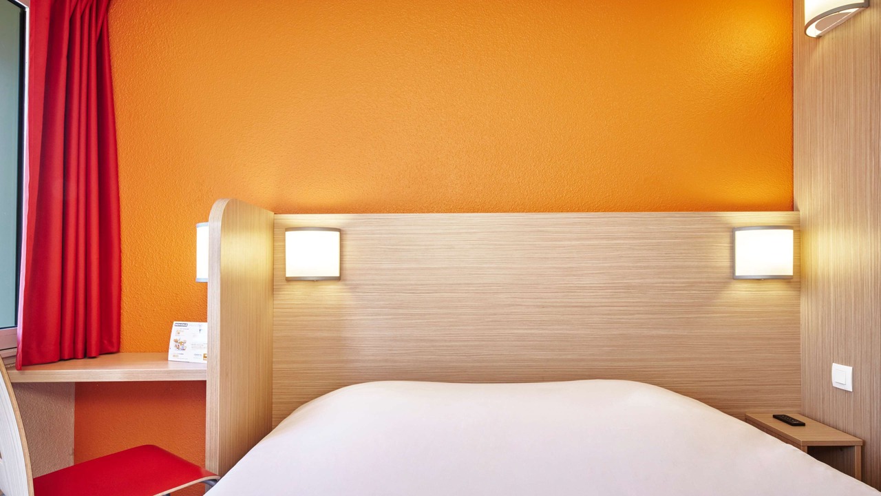 Photo of Bedroom in Vert-Saint-Denis