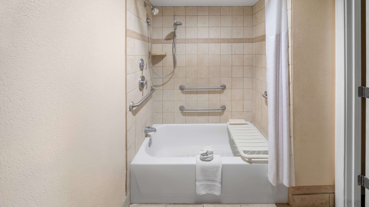 Photo of Bathroom in Medical Center District