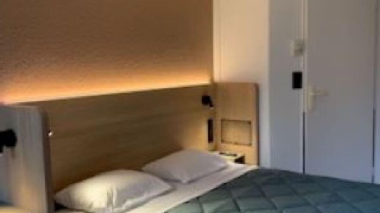 Photo of Bedroom in Jaux