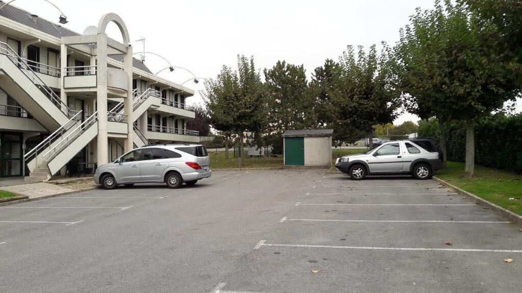 Photo of Outdoor in Jaux