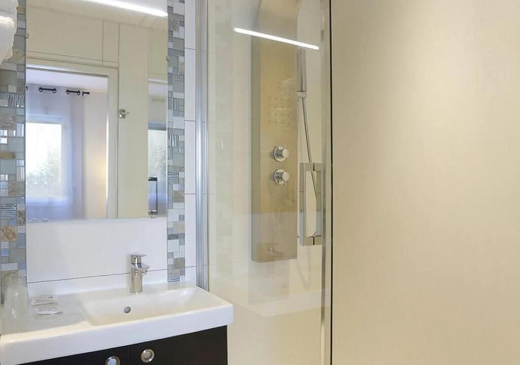 Photo of Bathroom in Plerin