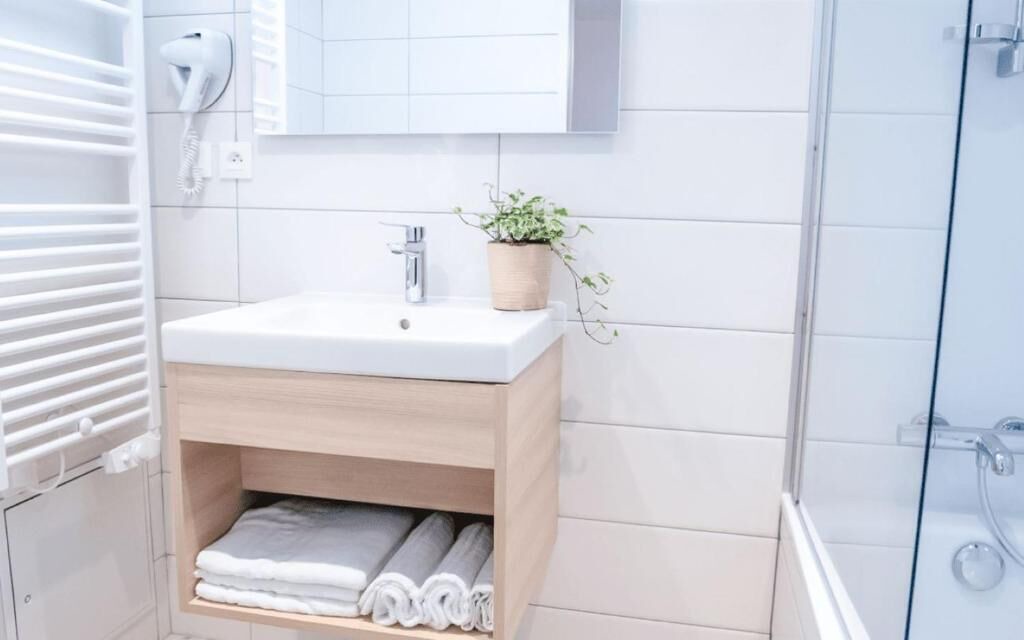 Photo of Bathroom in Plerin