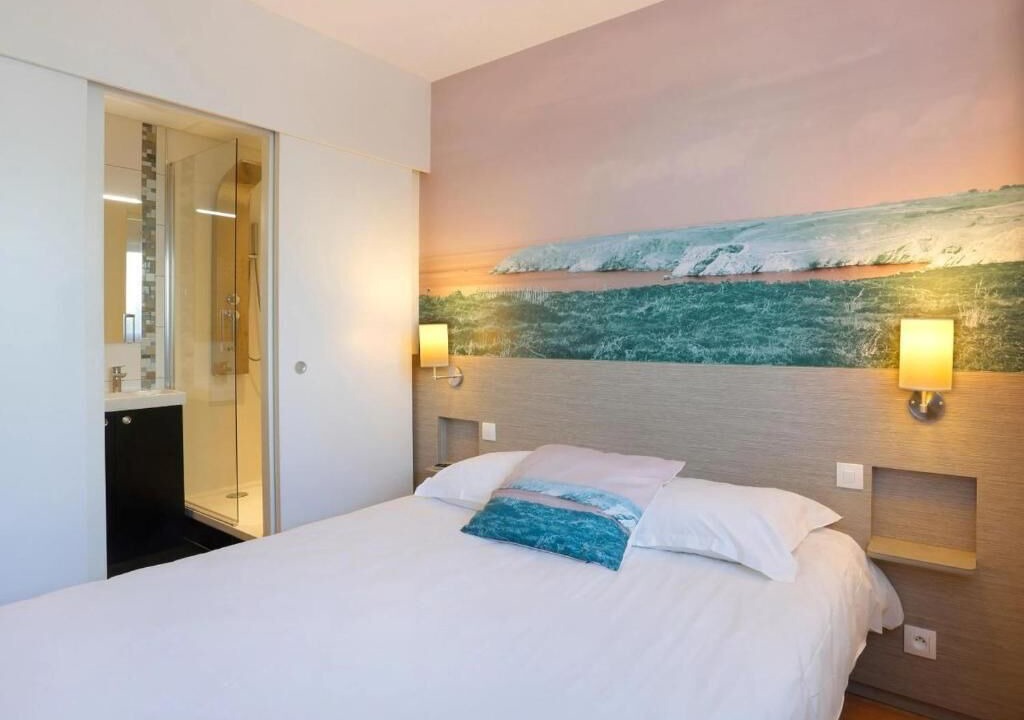 Photo of Bedroom in Plerin