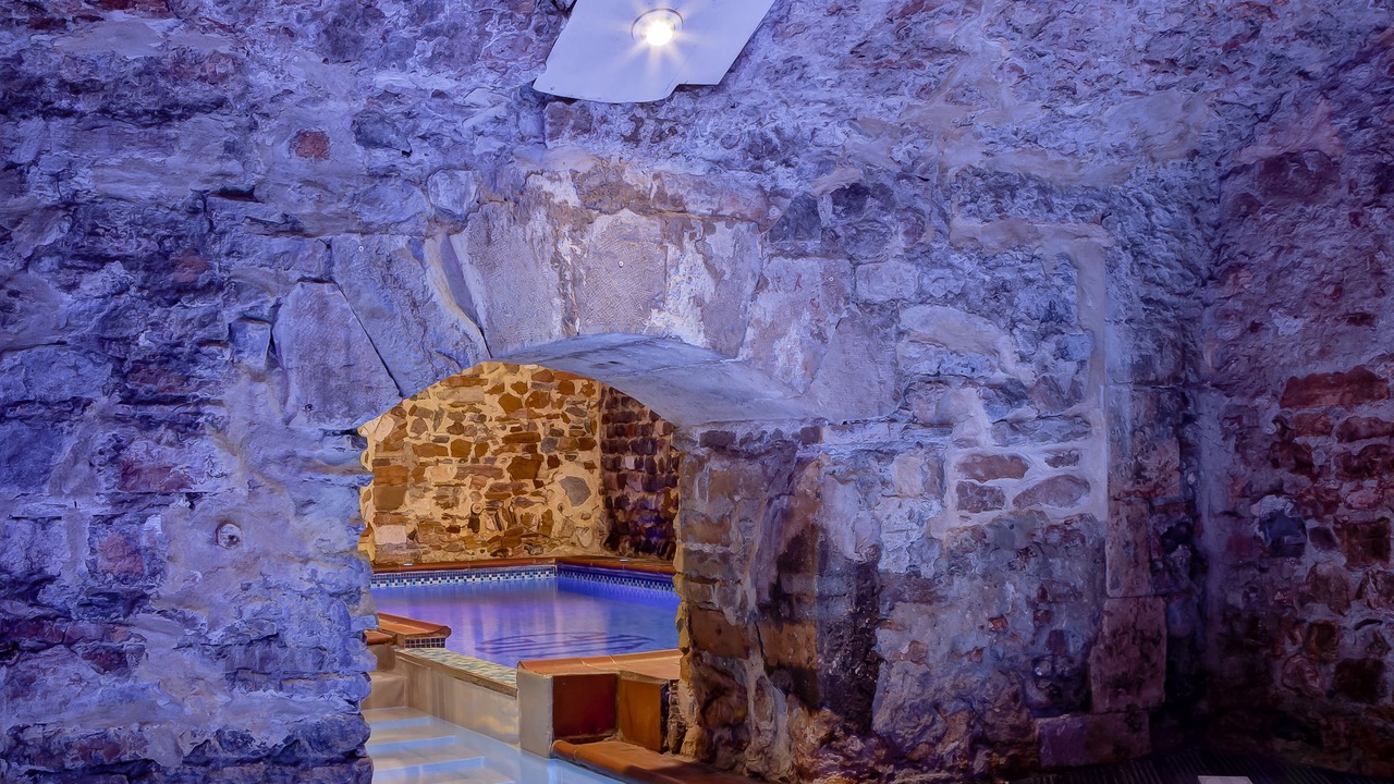 Photo of Outdoor in Terreaux - Bat d'argent