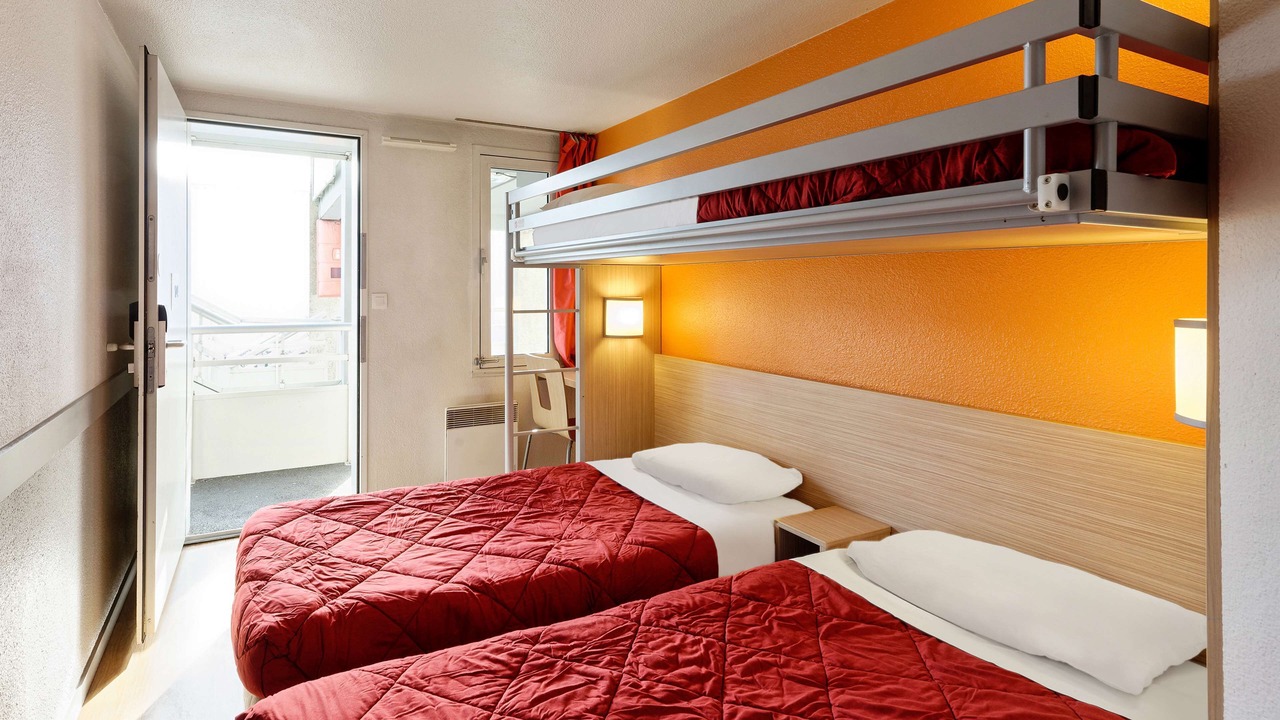 Photo of Bedroom in Laon