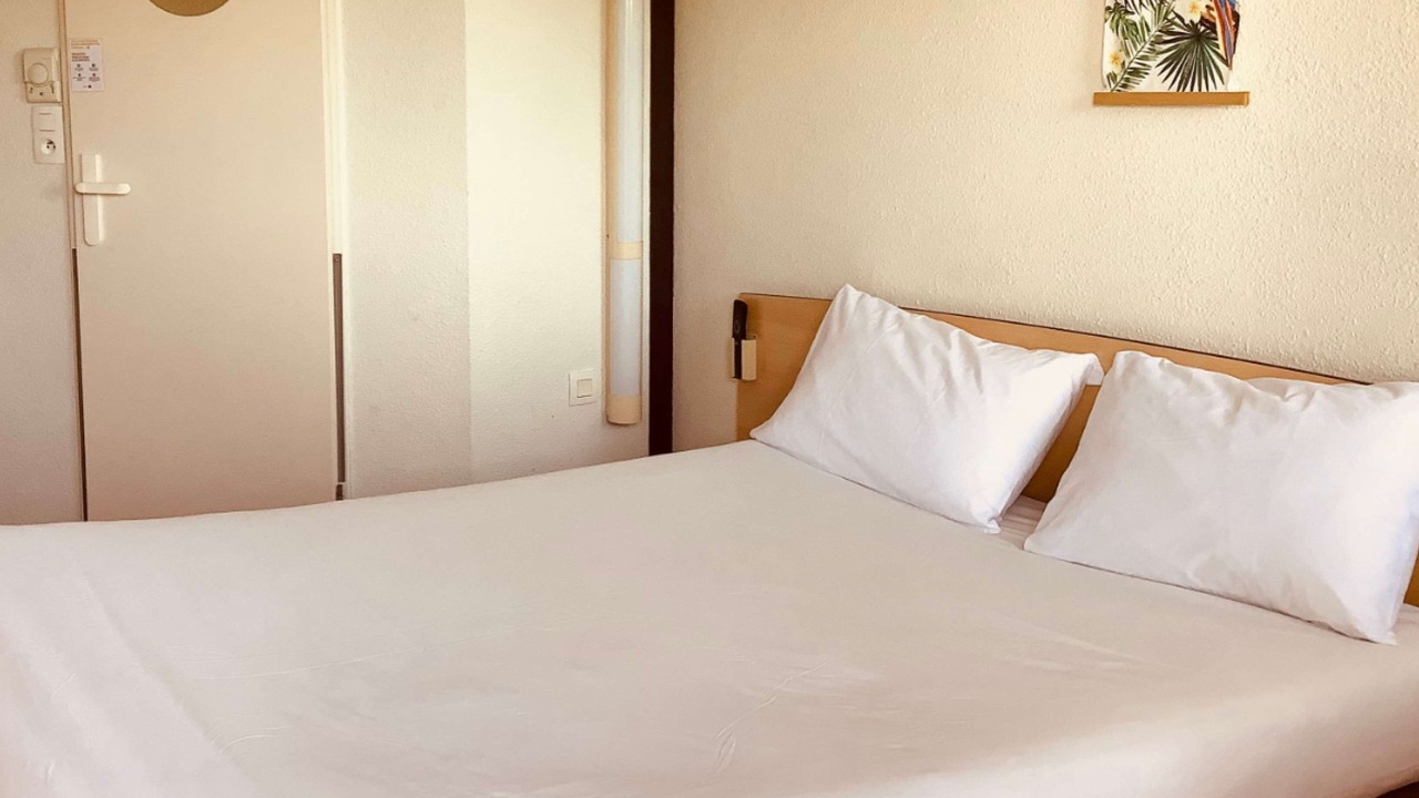 Photo of Bedroom in Saint-Maur