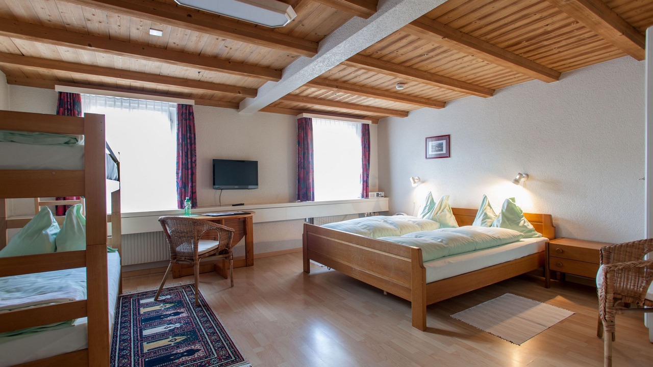 Photo of Bedroom in Stettlen