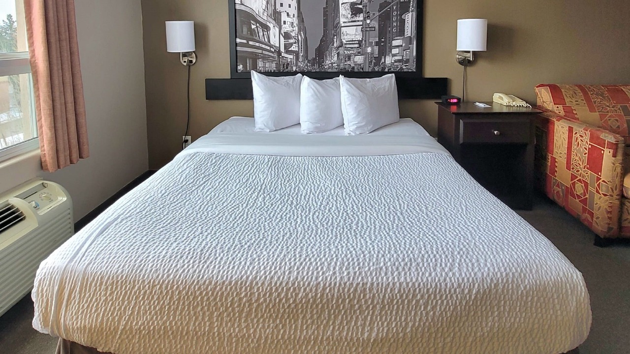 Photo of Bedroom in Barrie
