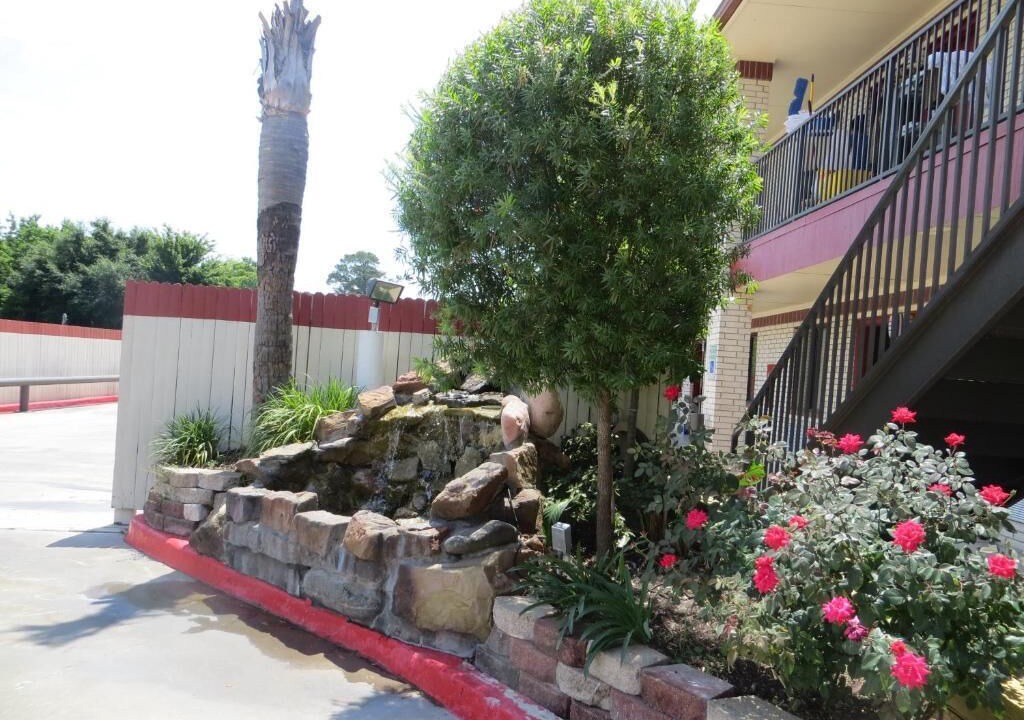 Photo of Outdoor in Lawndale/ Wayside