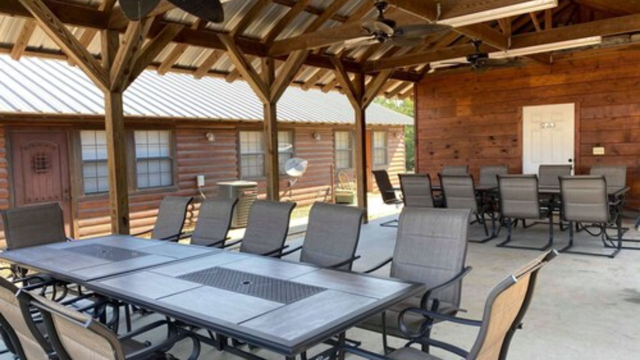 Photo of Patio Balcony in Broken Bow