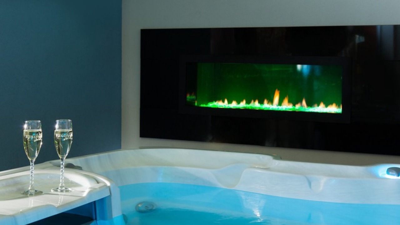 Photo of Others in Hermann