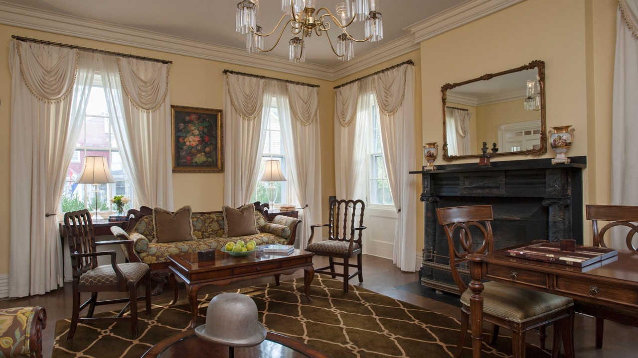 Photo of Livingroom in Nantucket Town
