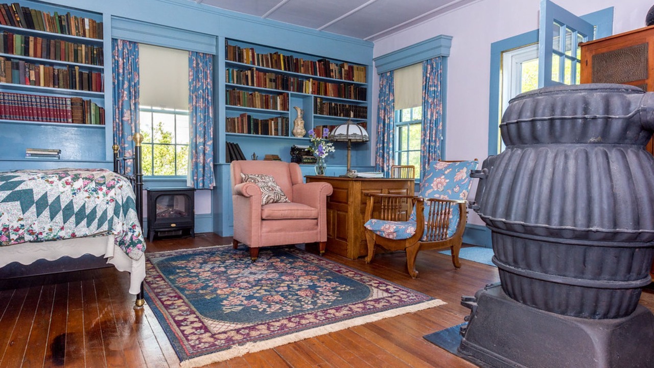 Photo of Bedroom in South Boston