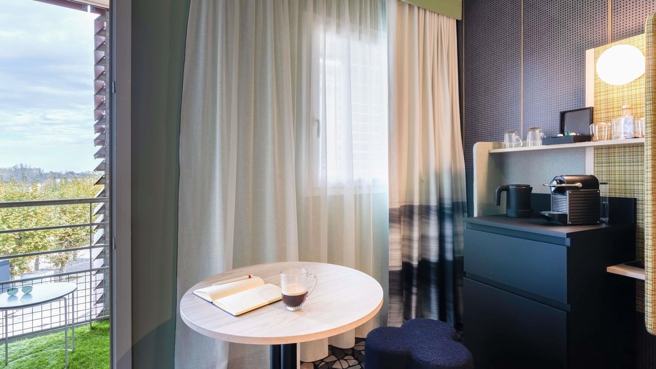 Photo of Bedroom in Libourne