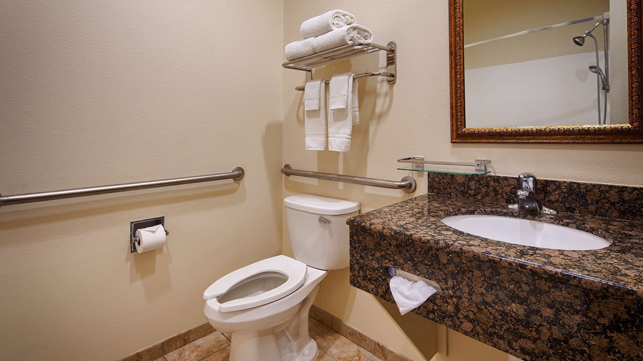 Photo of Bathroom in Lockhart