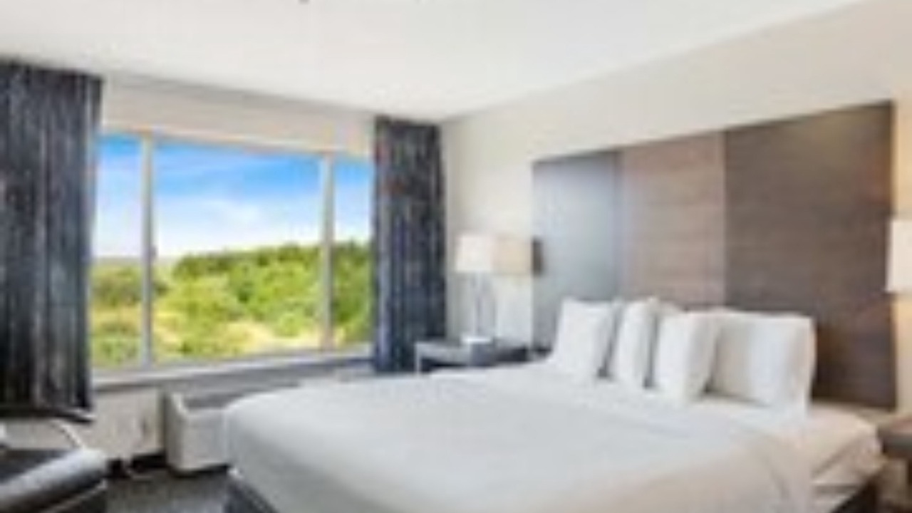 Photo of Bedroom in Long Beach