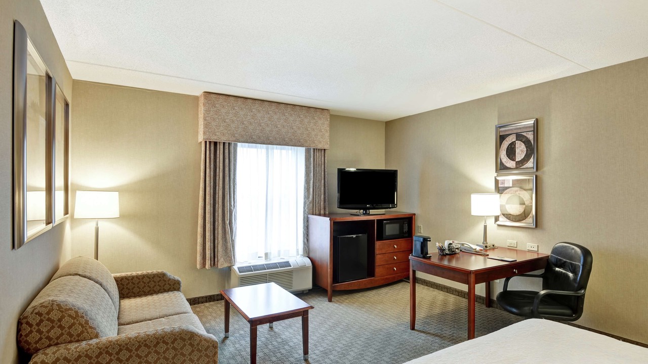 Photo of Livingroom in Lewisburg