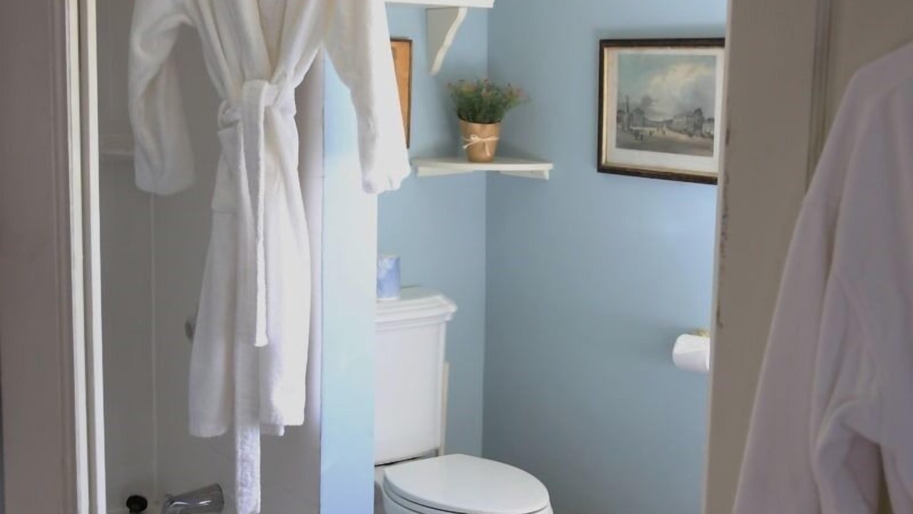 Photo of Bathroom in Warwick