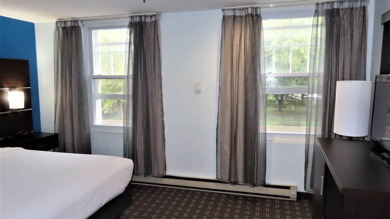 Photo of Bedroom in Hudson