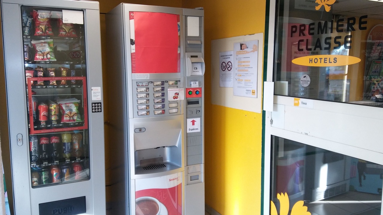 Photo of Others in Perreux