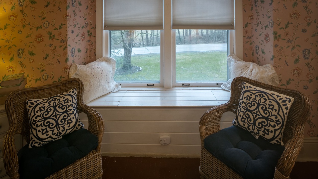Photo of Bedroom in Sugar Grove