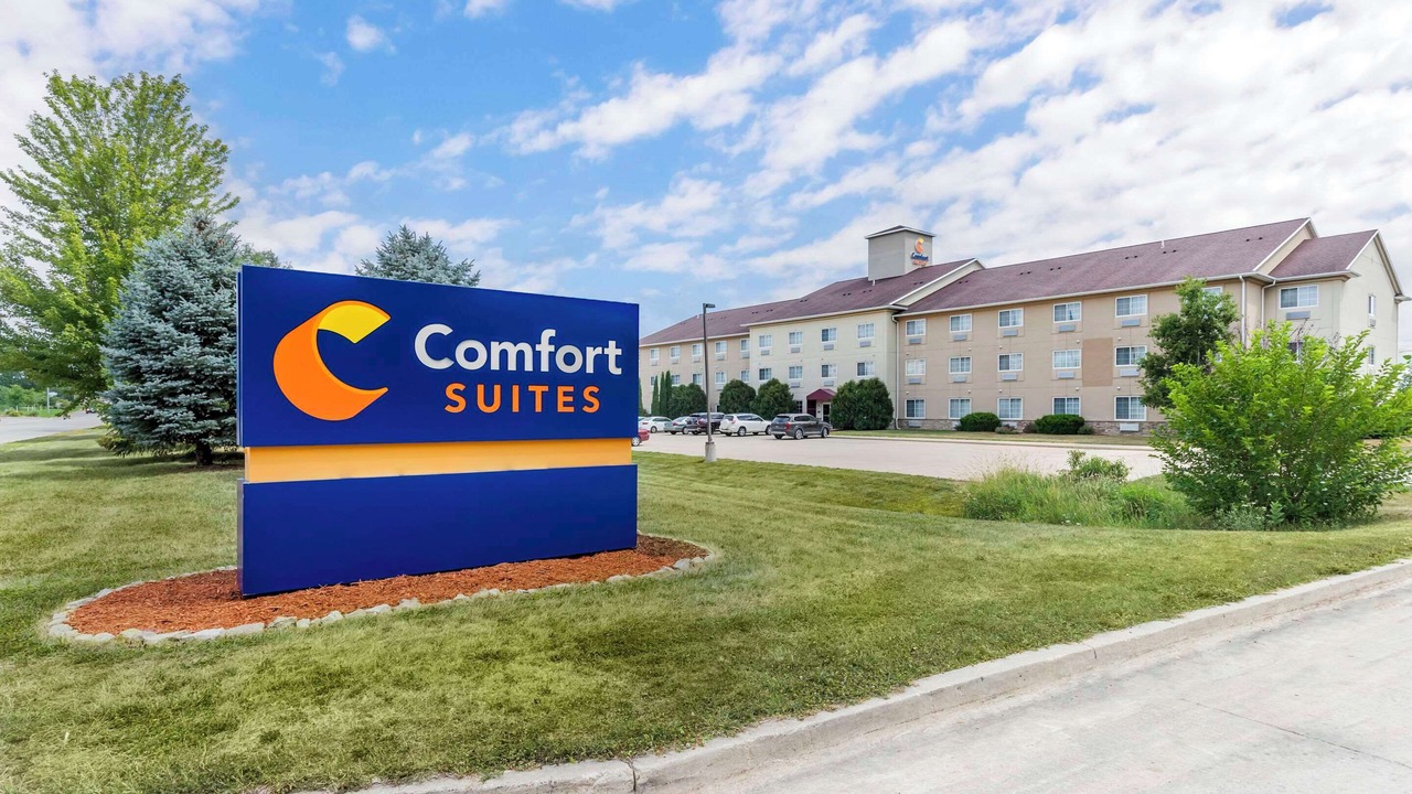 Photo of Outdoor in Cedar Falls