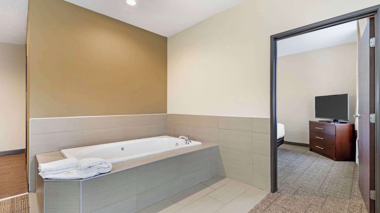 Photo of Bedroom in Cedar Falls