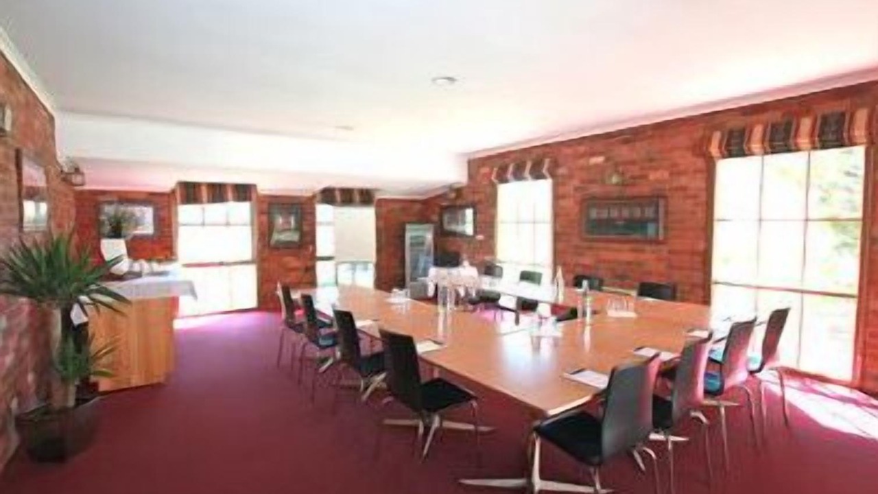 Photo of Others in Mansfield