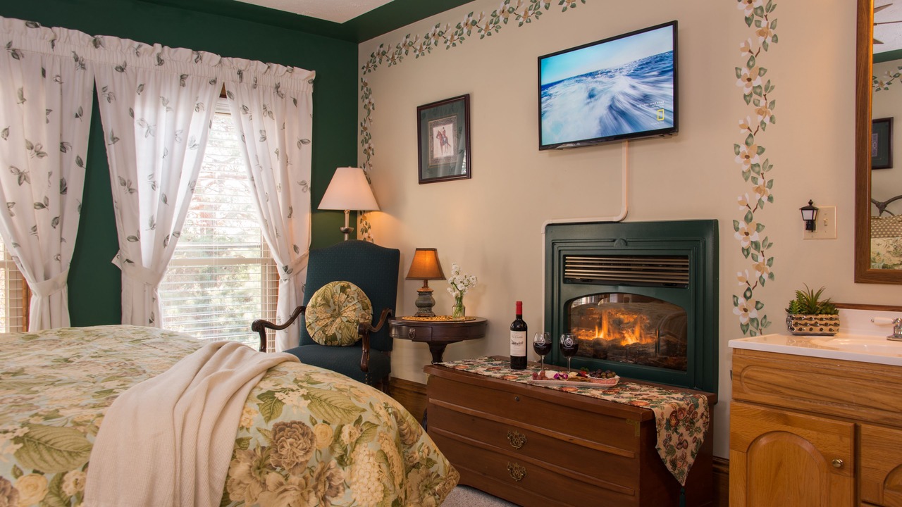 Photo of Livingroom in Canandaigua