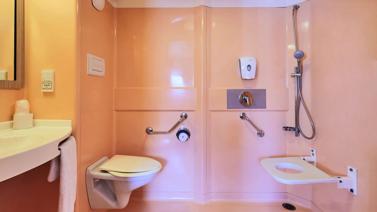 Photo of Bathroom in Gaillard
