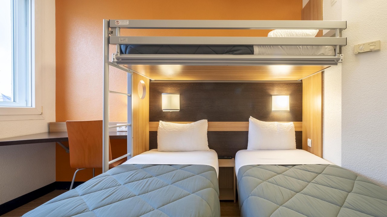 Photo of Bedroom in Roissy-en-France
