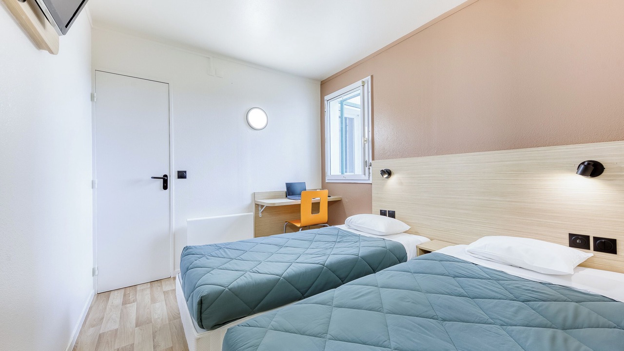 Photo of Bedroom in Cergy