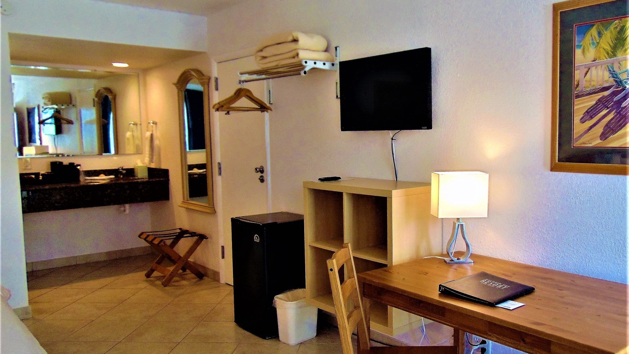 Photo of Bedroom in Caloosahatchee
