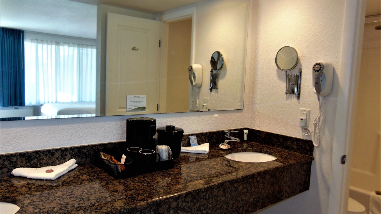 Photo of Bathroom in Caloosahatchee