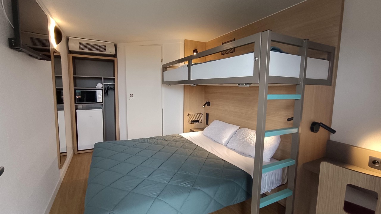 Photo of Bedroom in Saint Tronquet Business Park