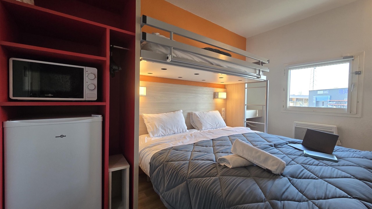 Photo of Bedroom in Saint Tronquet Business Park