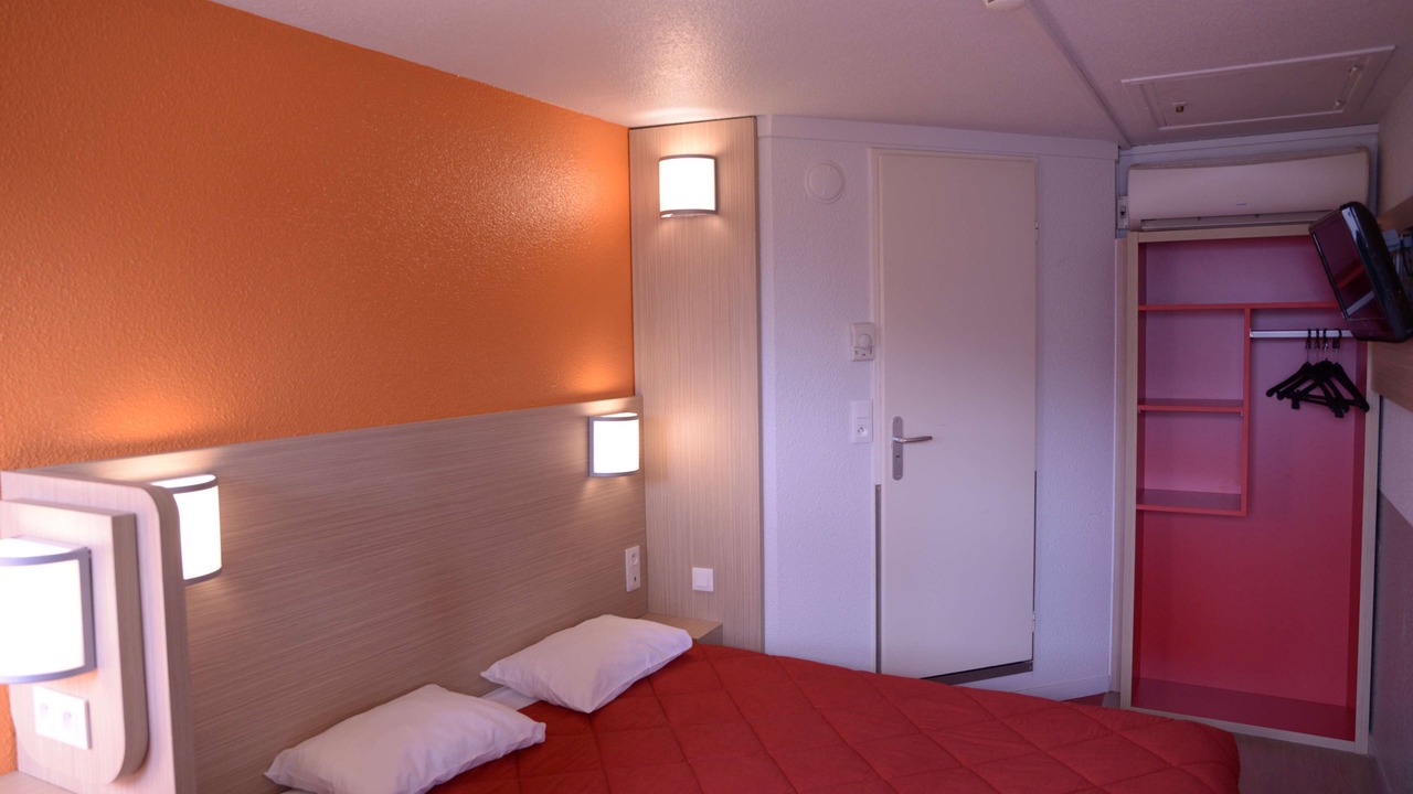 Photo of Bedroom in Balaruc-le-Vieux