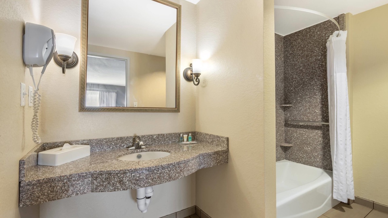 Photo of Bedroom in Fellowship
