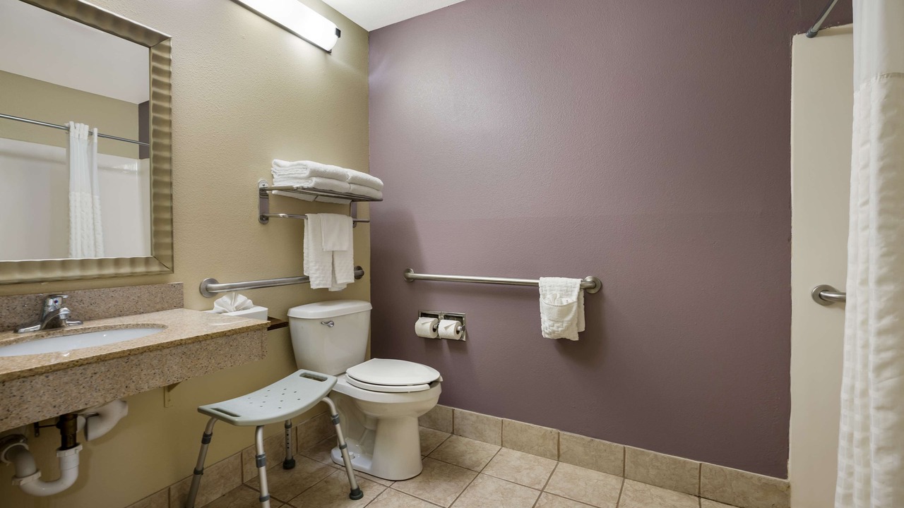 Photo of Bathroom in Morgan City