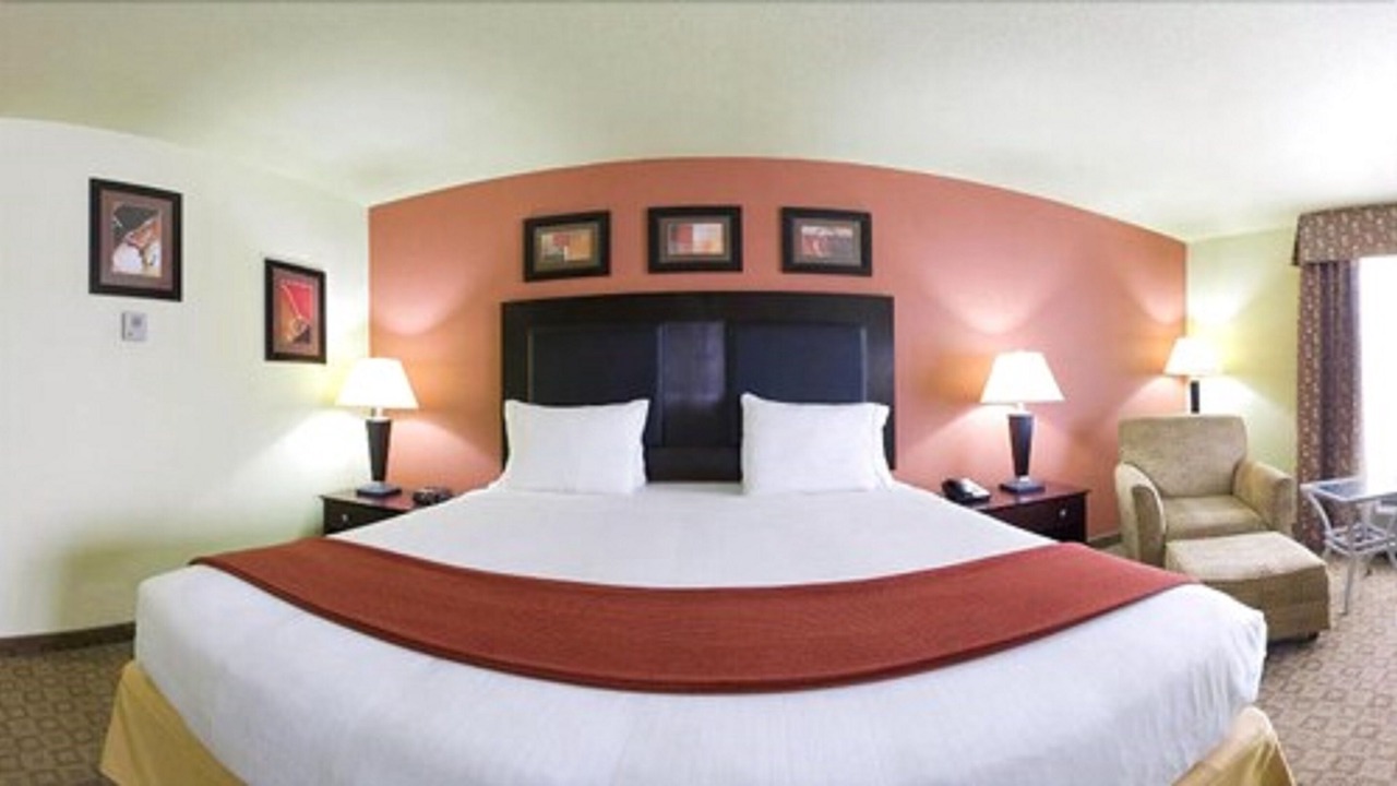 Photo of Bedroom in Alexandria