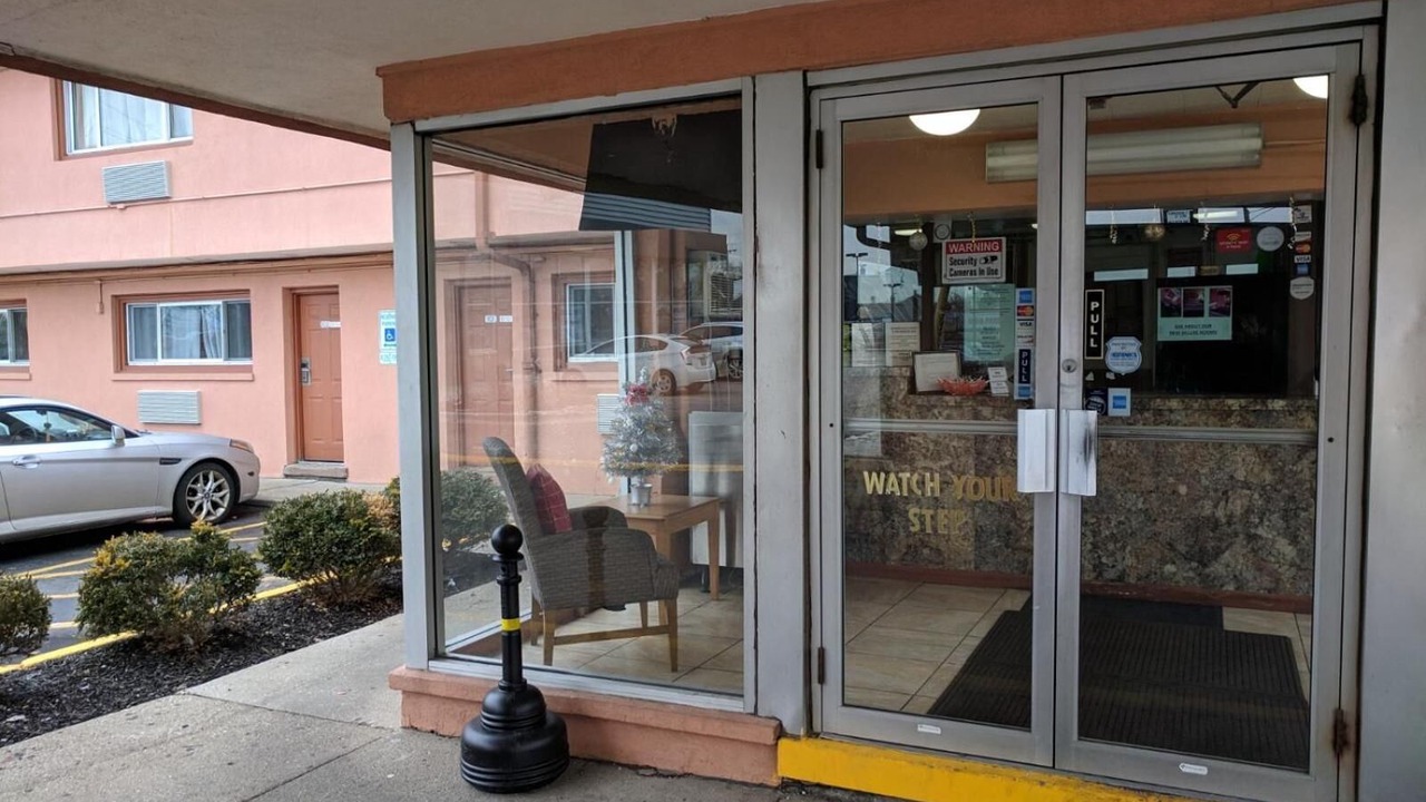 Photo of Outdoor in Garfield Ridge