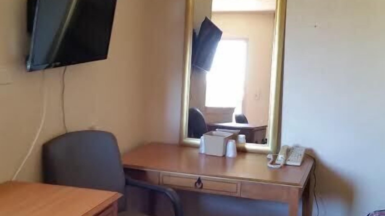 Photo of Bedroom in Garfield Ridge