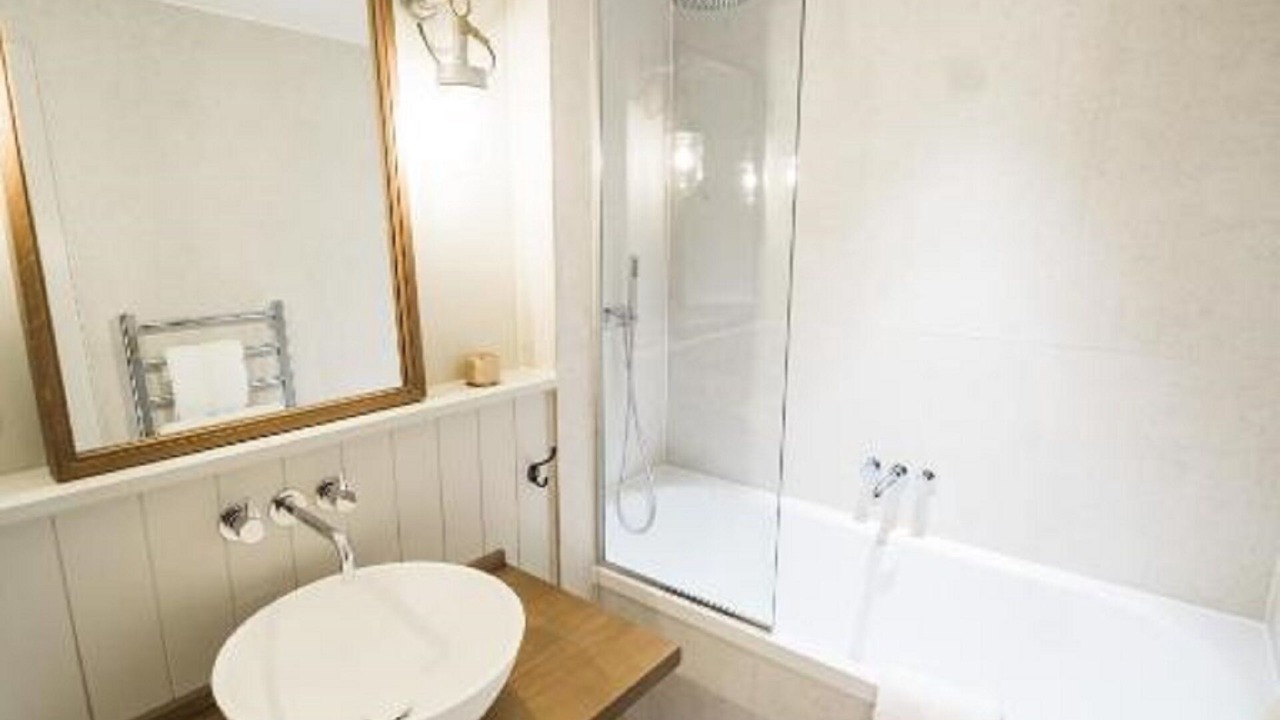 Photo of Bedroom in Heckfield