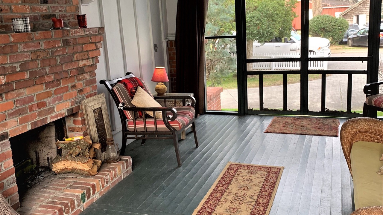 Photo of Bedroom in Historic Downtown Manteo