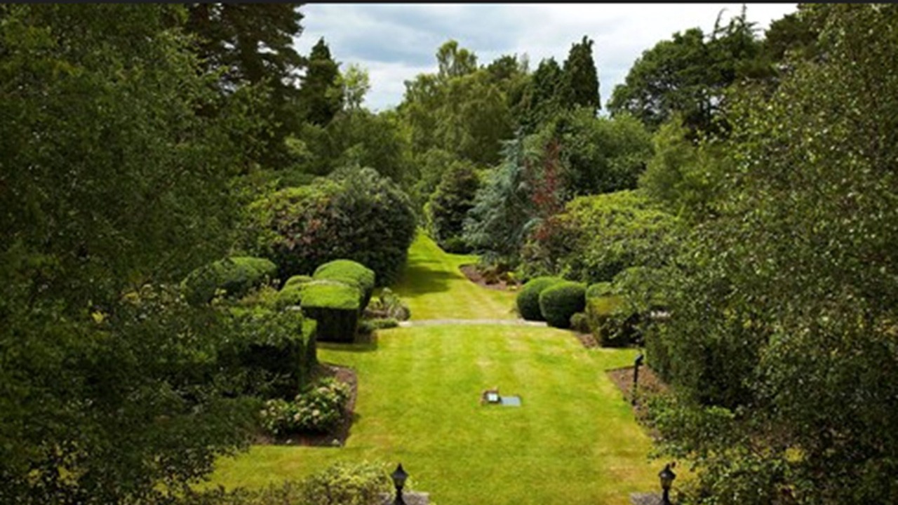 Photo of Outdoor in Woking