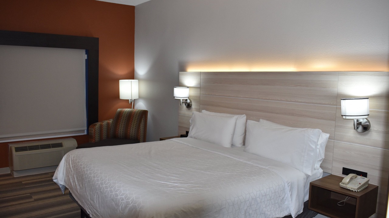 Photo of Bedroom in McPherson