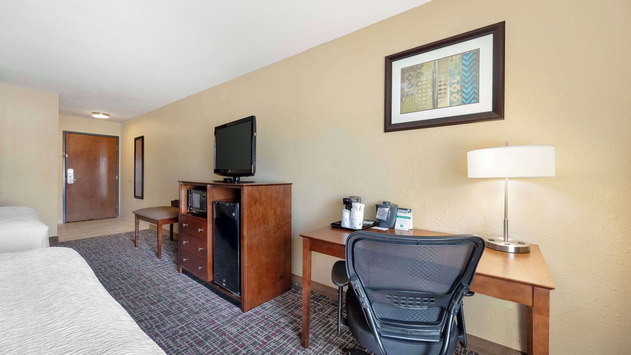 Photo of Bedroom in Central City