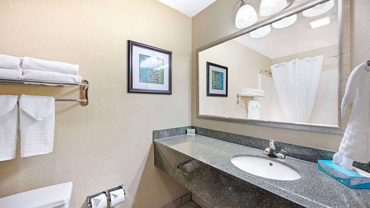 Photo of Bathroom in Central City
