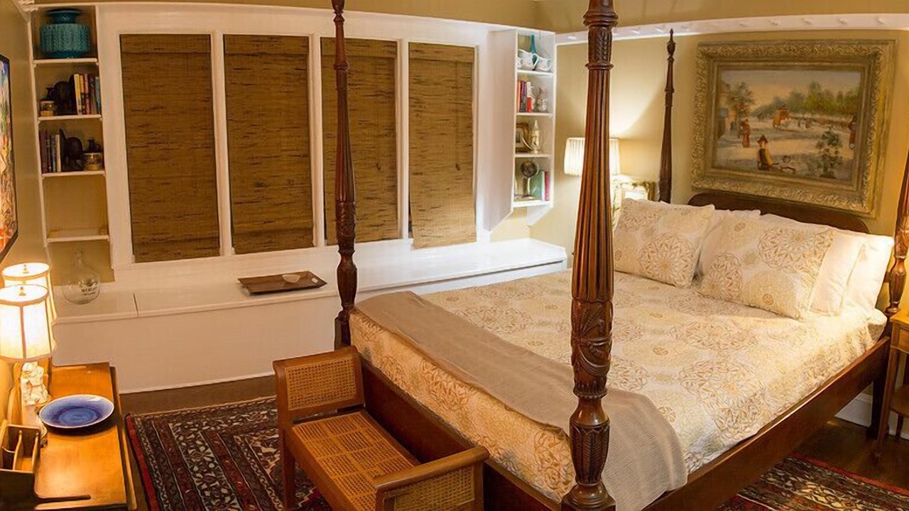 Photo of Bedroom in Fairfield Historic District